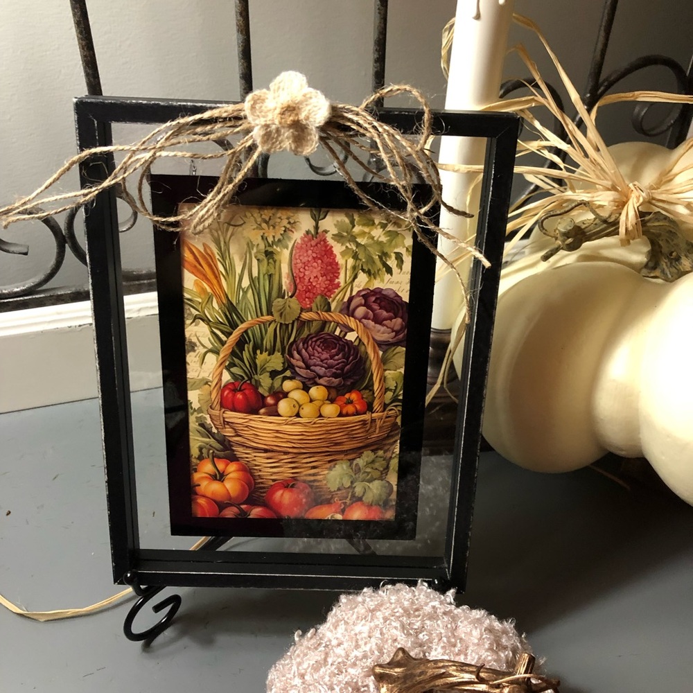 🎃Harvest Picture with Stand🎃